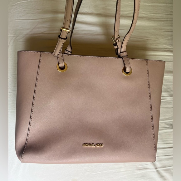 Michael Kors Dusty Rose Tote Bag - Picture 5 of 13